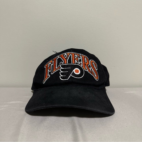 STARTER Other - Vintage Philadelphia Flyers Starter Hat